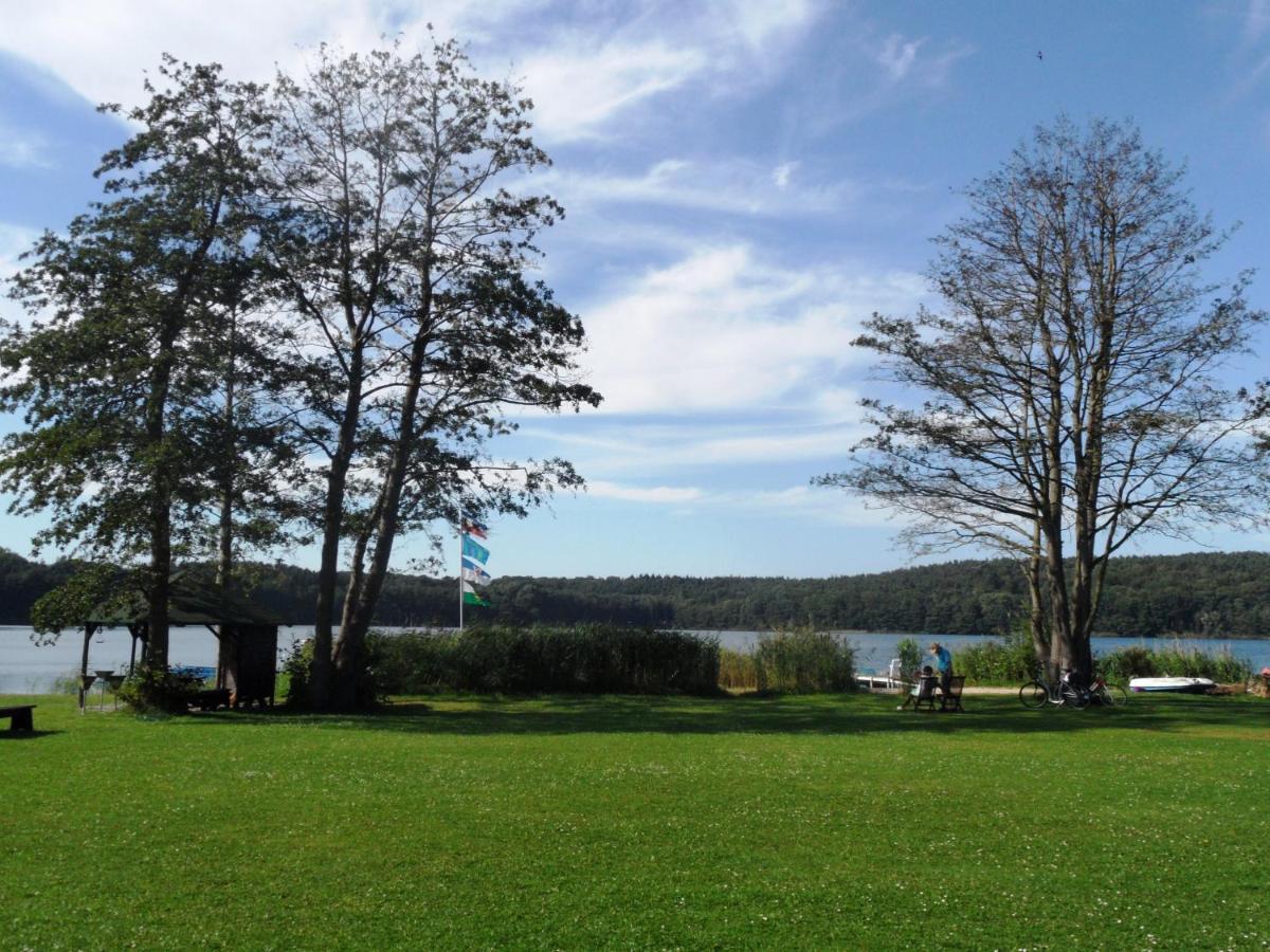 Ferienwohnungen Direkt Am See Bei Den Kaiserbaedern Heringsdorf (Usedom) Exterior foto