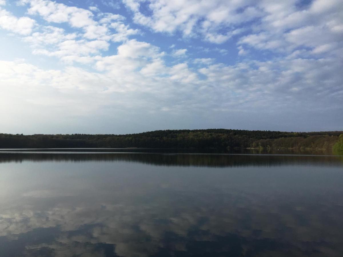 Ferienwohnungen Direkt Am See Bei Den Kaiserbaedern Heringsdorf (Usedom) Exterior foto